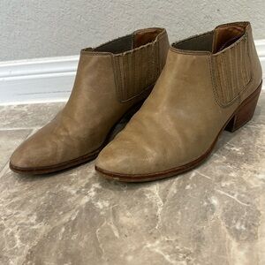 Madewell everyday leather booties